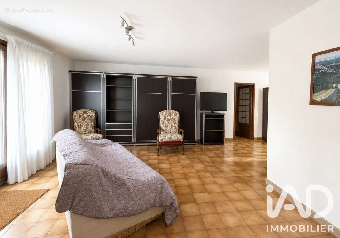 Maison 210 m² à Maintenon  - photo 2