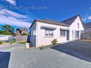 Photo 1 - Maison à PETIT-AUVERNE