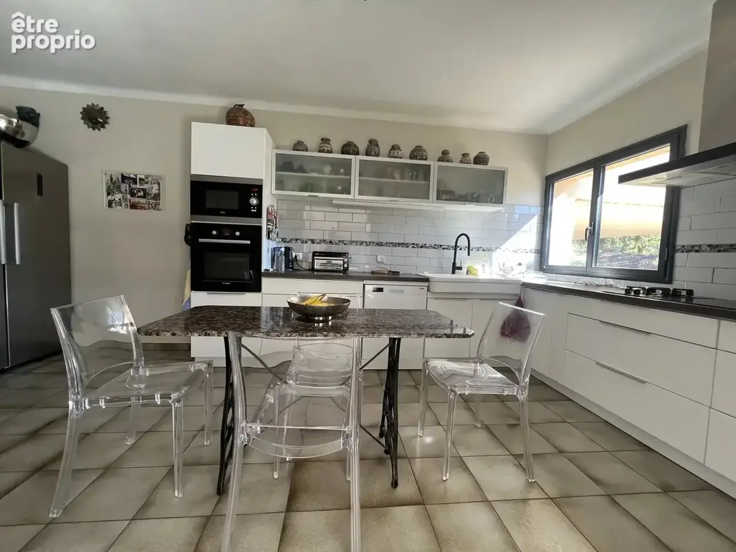 Maison 200 m² à Nimes  - photo 9