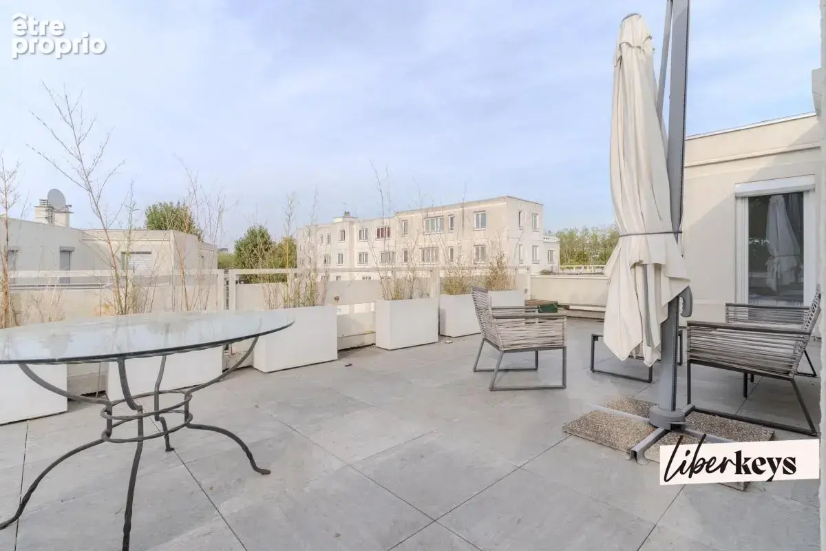 Trappes - Appartement - 2 pièces 54 m² avec terrasse de 38 m² et parking en sous-sol - photo 2