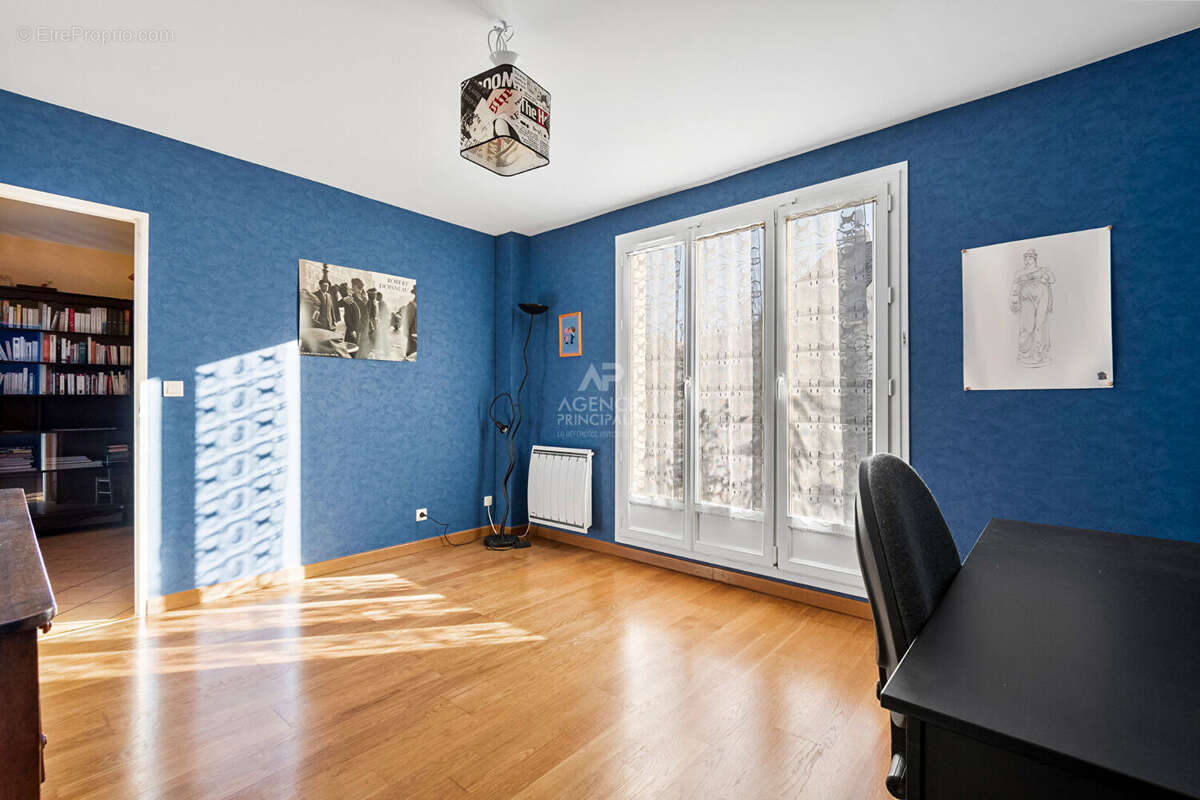 Maison Saint Germain En Laye 8 pièce(s) - photo 5