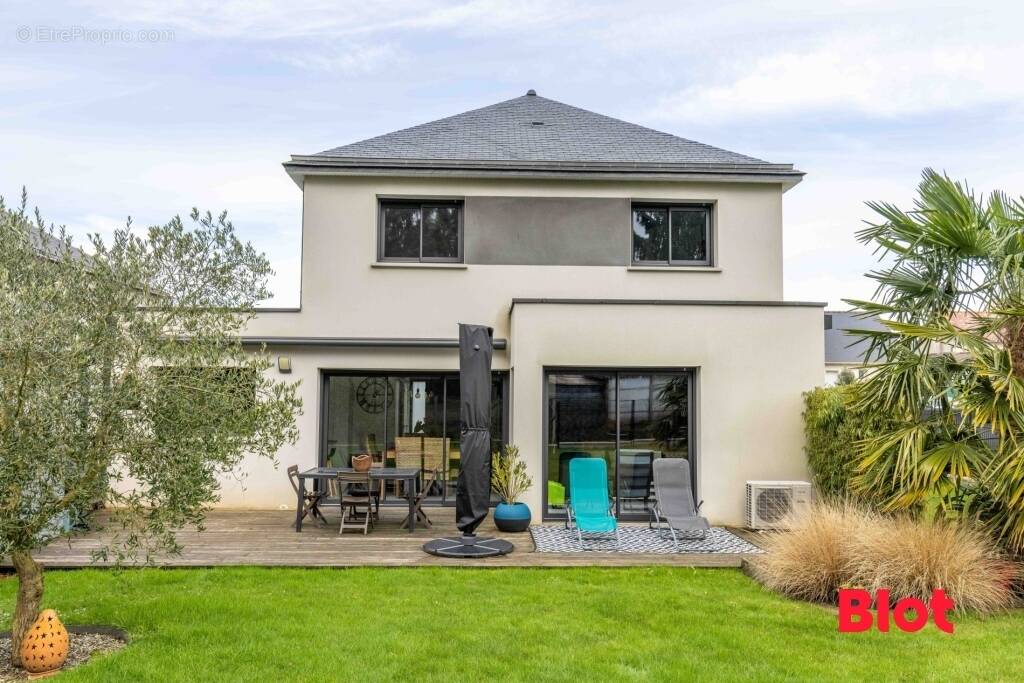 Maison à IRODOUER