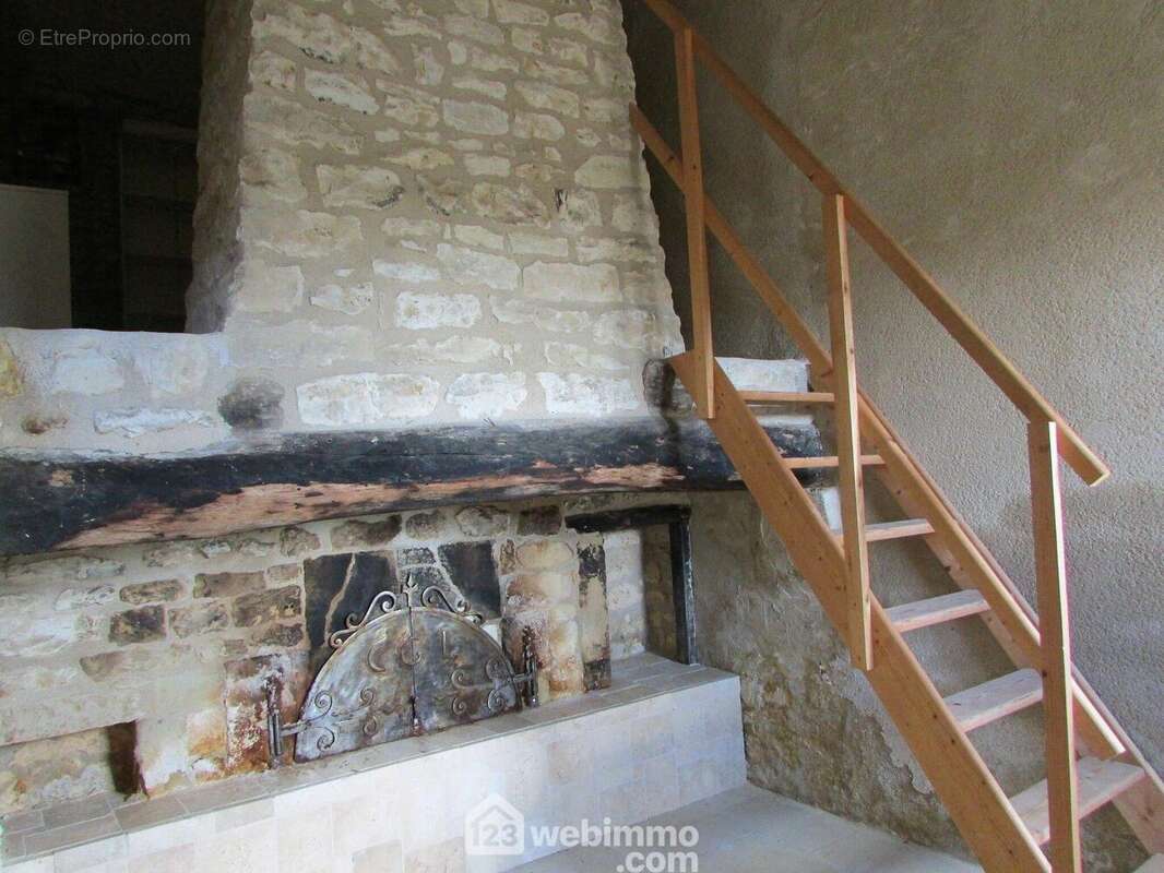 Maison 242 m² à Ceaux-En-Loudun  - photo 9