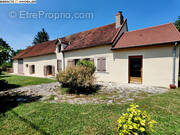 Maison à LA NOCLE-MAULAIX