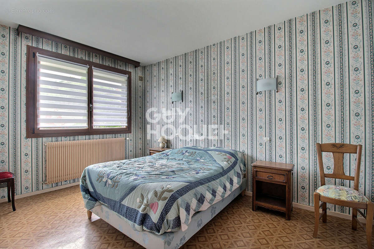 Maison à LAY-SAINT-CHRISTOPHE