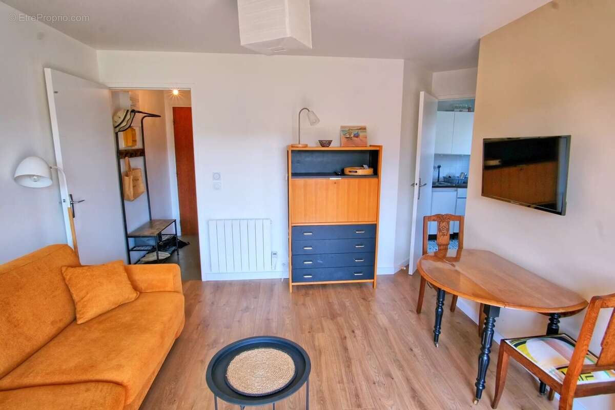 Appartement à COURSEULLES-SUR-MER