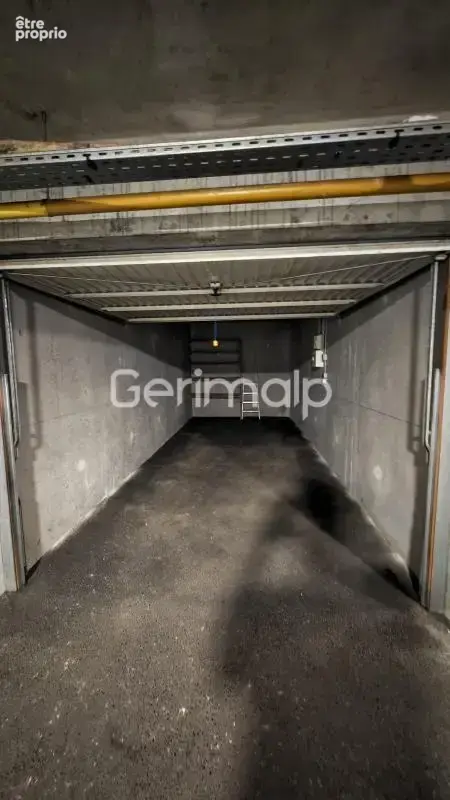 Parking à EPAGNY
