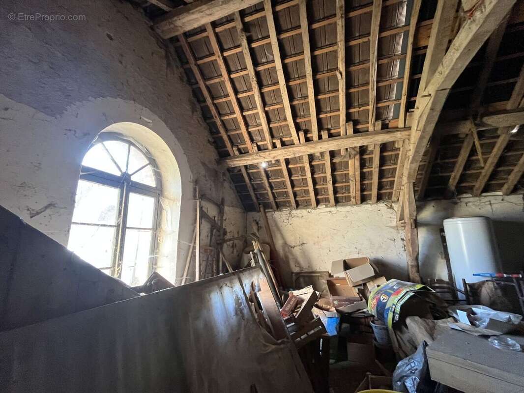 Maison à SAINT-BONNET-TRONCAIS