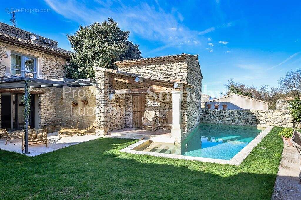 Maison à GOULT