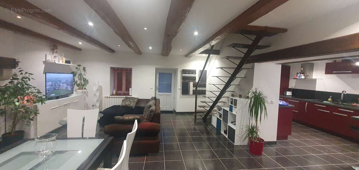 Maison à SAINT-JULIEN-LE-PETIT