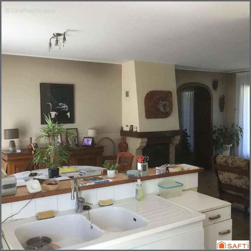 Maison 99 m² à Saint-Philippe-D'aiguille  - photo 5