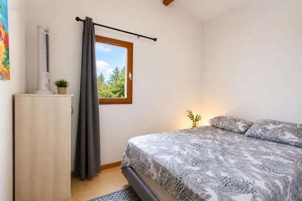 Appartement à FLEURY