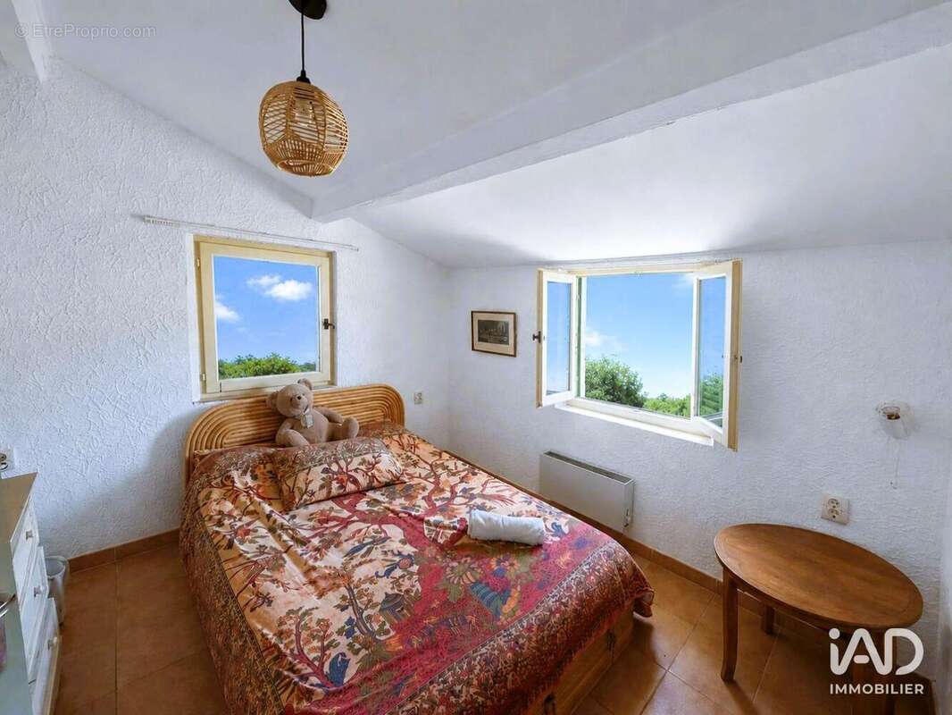 Maison 170 m² à Bargemon  - photo 7