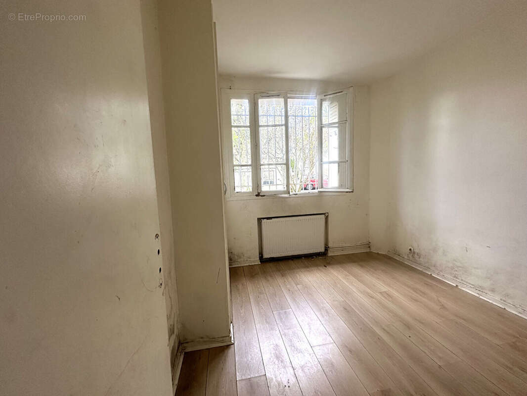 Appartement à SAINT-MAUR-DES-FOSSES