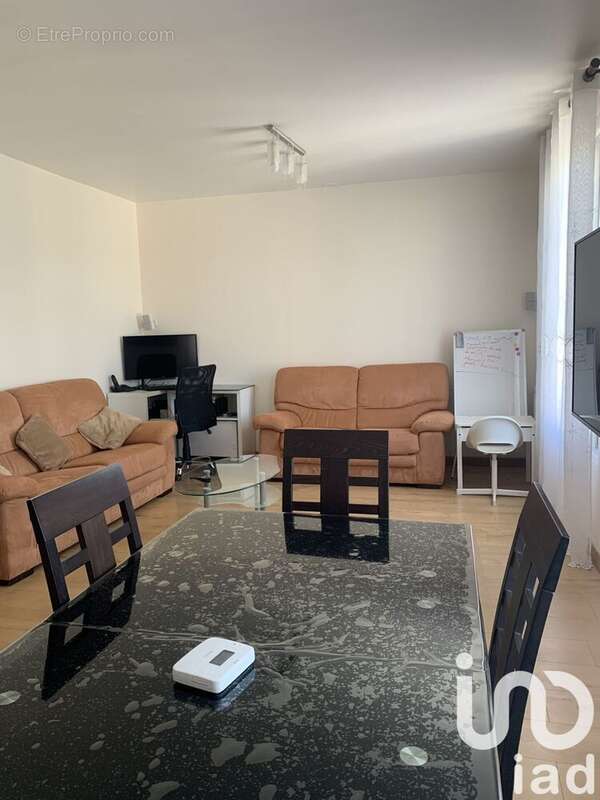 Photo 7 - Appartement à VILLENEUVE-LE-ROI