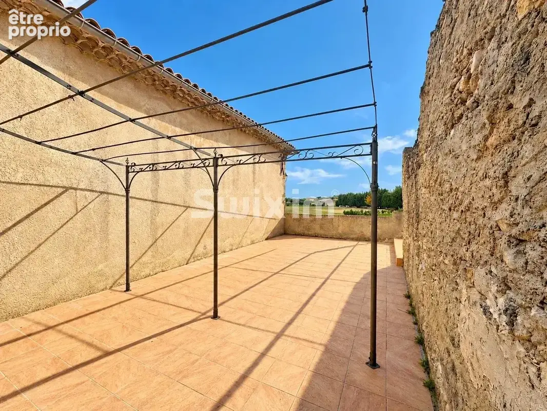 Richerenches – maison de village à rénover avec terrasse de 50 m² - photo 2