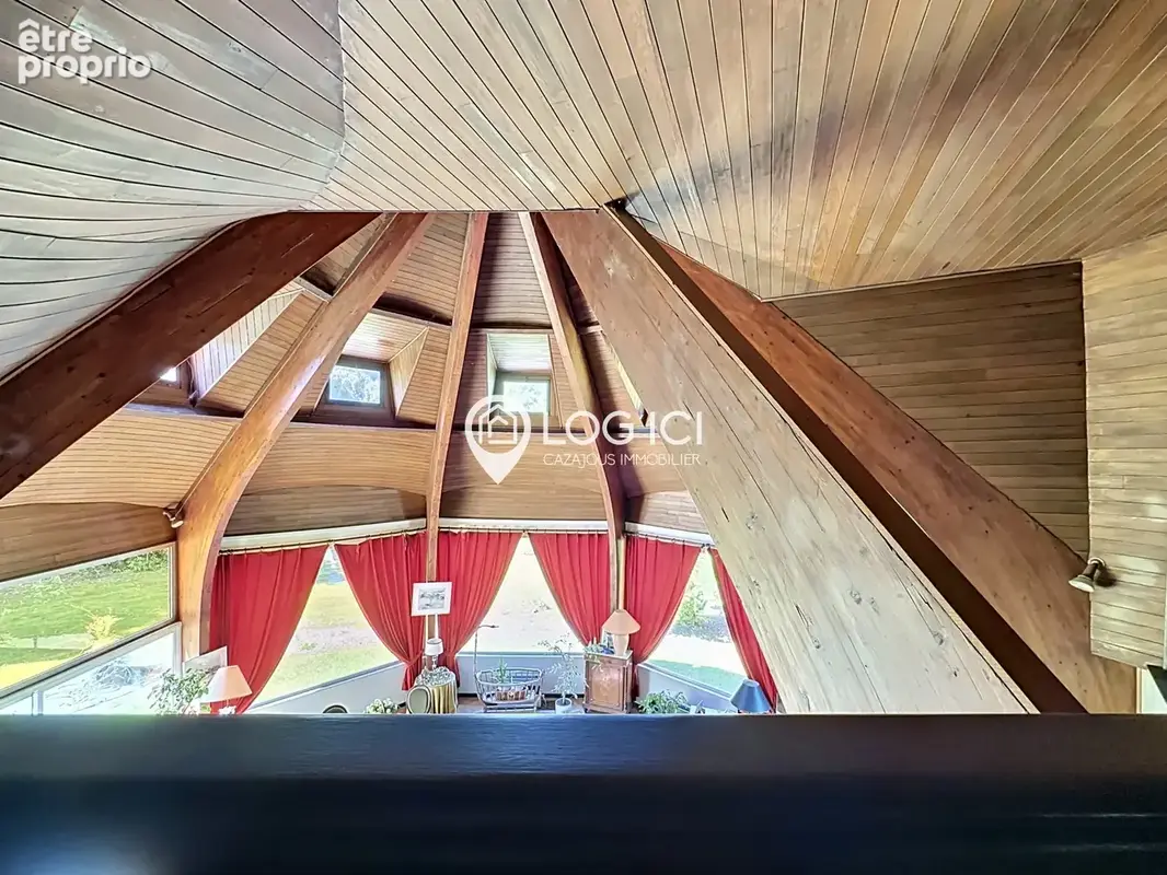 NAY - Vente Maison familiale atypique T9 sur 3 niveaux avec piscine - photo 16
