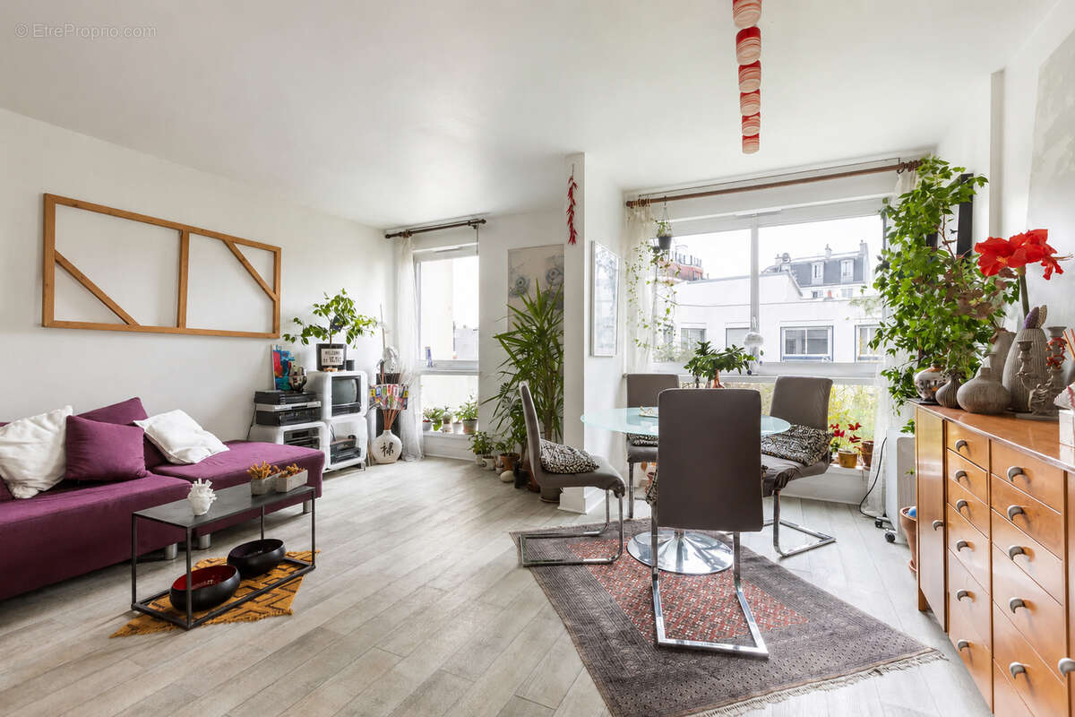 Appartement à PARIS-18E