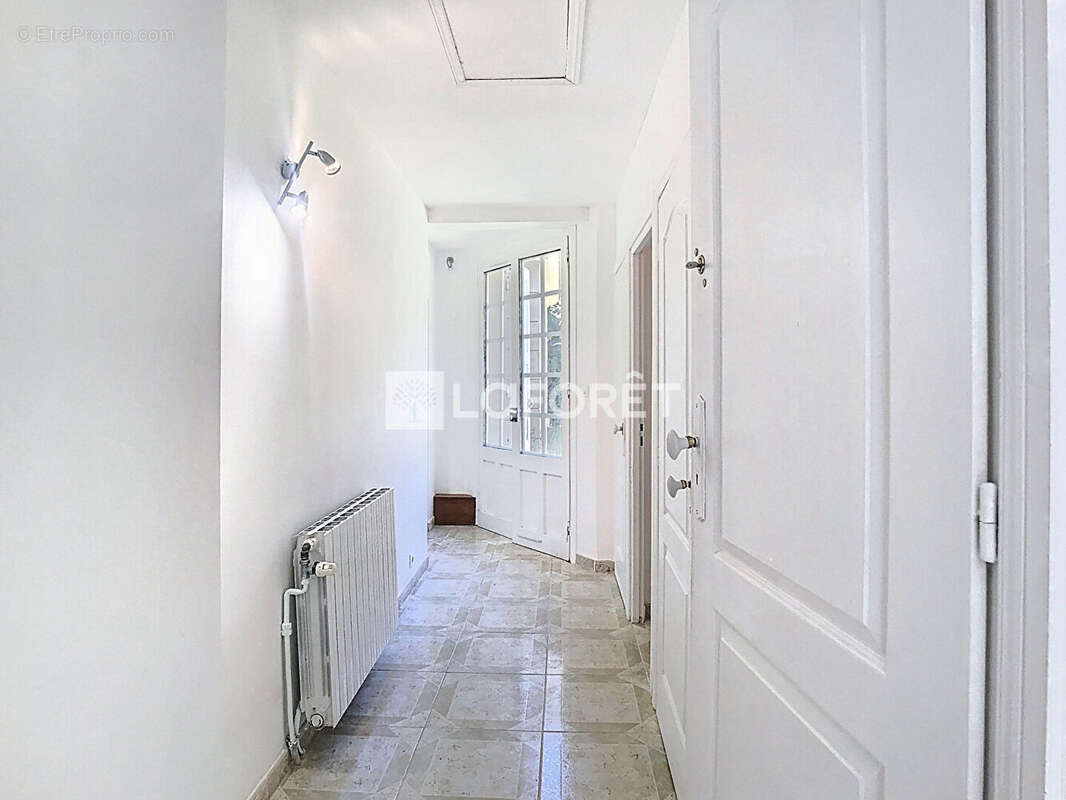Villa Cour Cheverny 10 pièces - photo 8