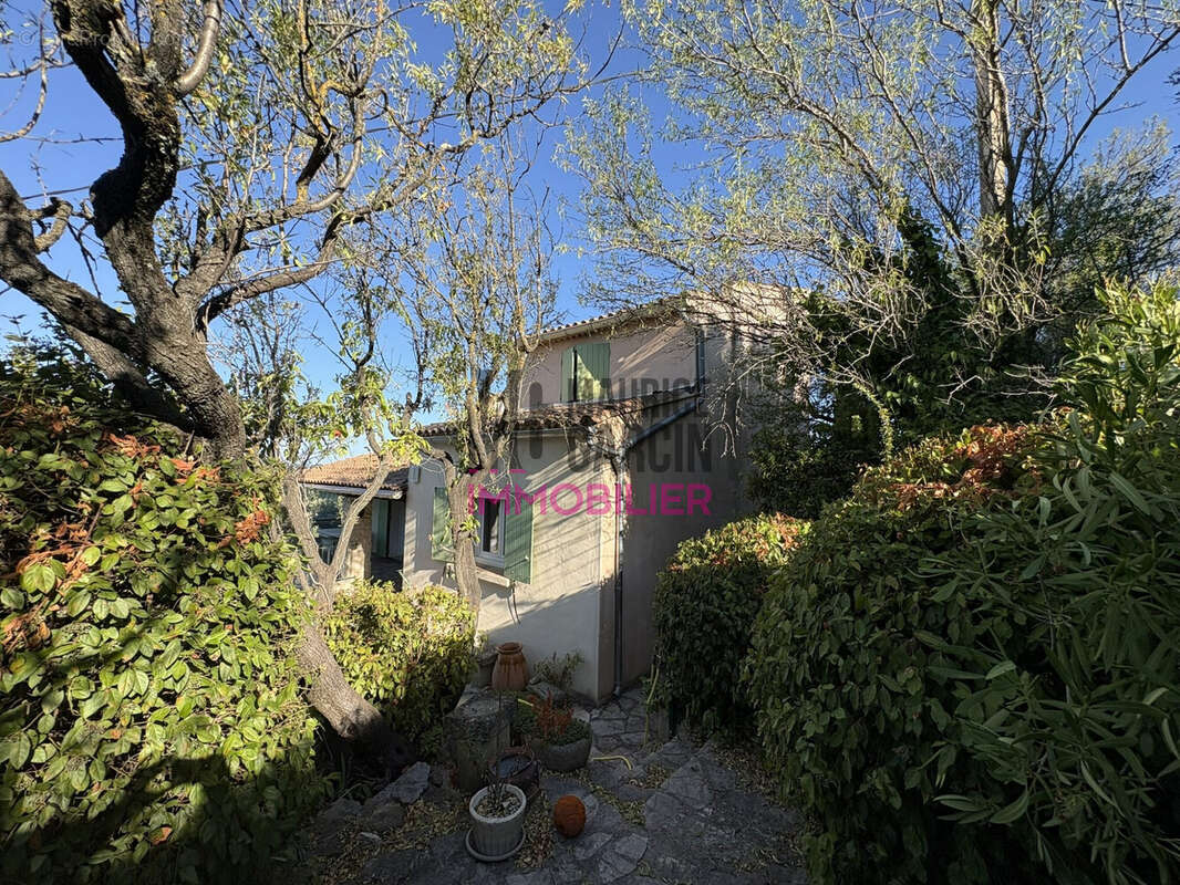 Maison à VACQUEYRAS