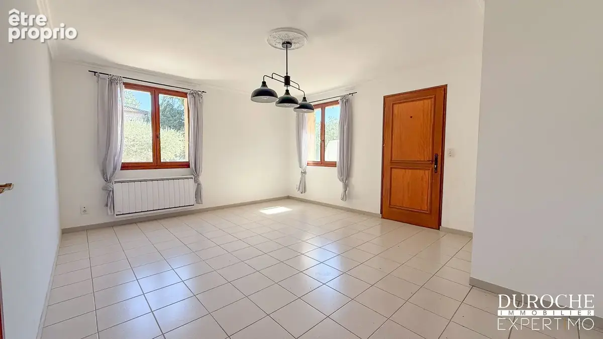 TRESQUES, 20mn d'UZES, maison comprenant deux logements indépendants avec garage sur parcelle de 1444m2 - photo 18