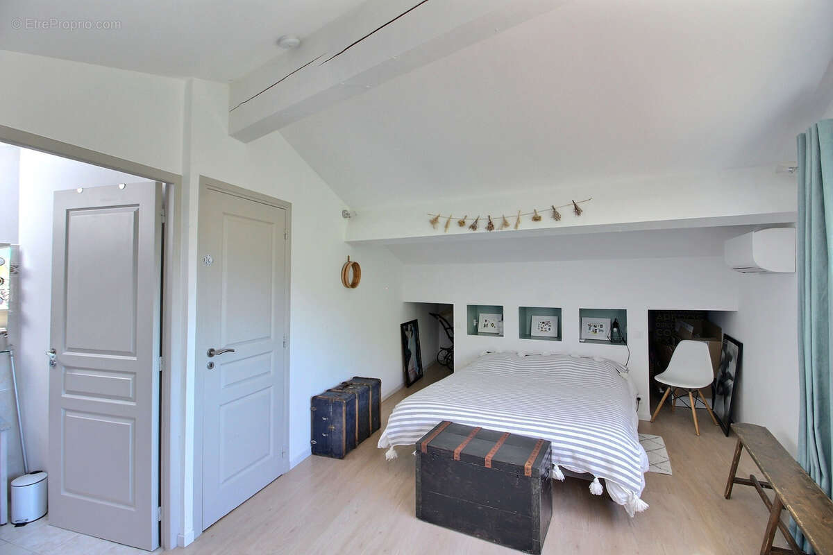 Maison à SAINT-MARTIN-DE-LONDRES