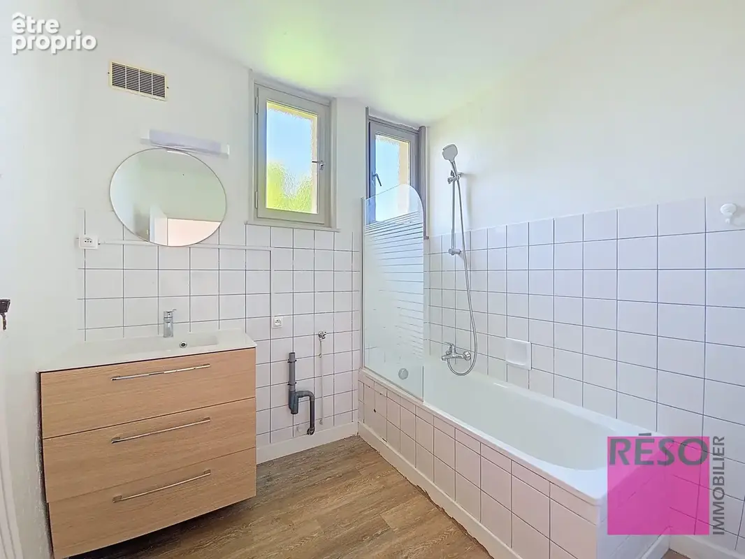 Appartement 76 m² à Annemasse  - photo 7
