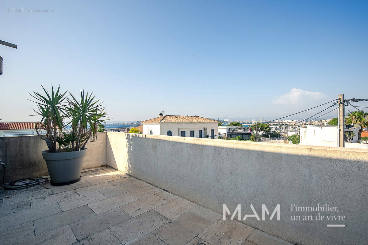 Maison à MARSEILLE-8E