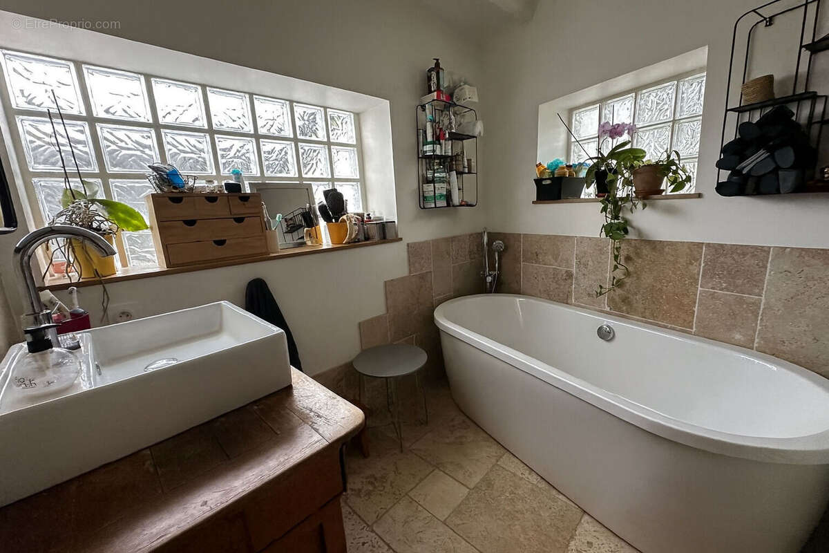 Maison à SAINT-MATHURIN-SUR-LOIRE