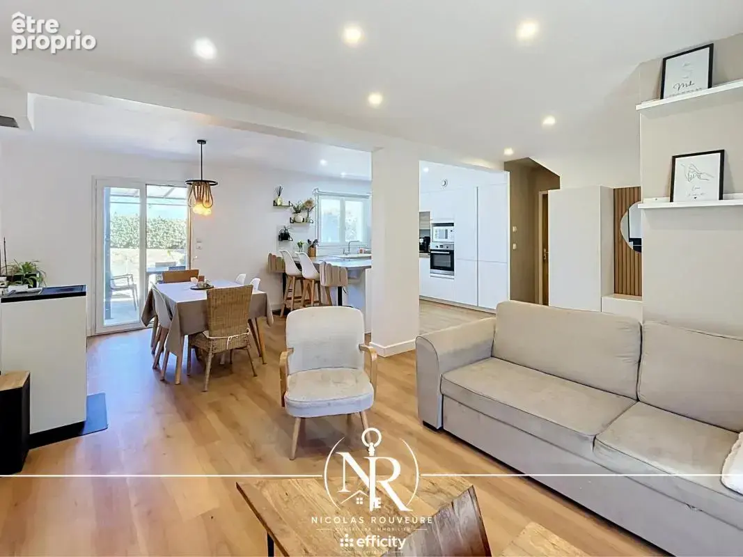 Maison 5 pièces 109 m² à vendre à Villette-D'anthon (38280) - photo 4