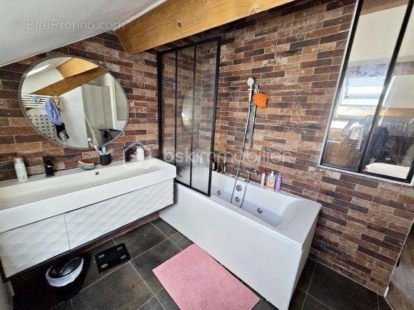 Maison à SAVIGNY-SUR-ORGE