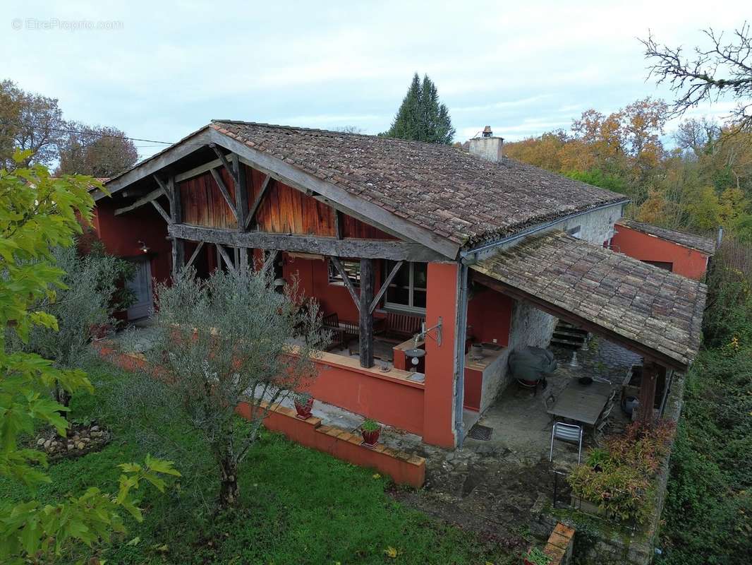 Maison à LOUBES-BERNAC