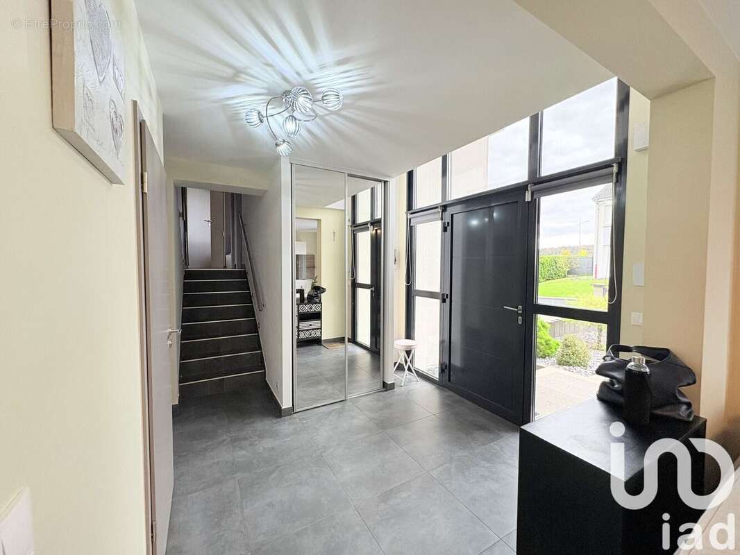 Photo 2 - Maison à RUSSANGE