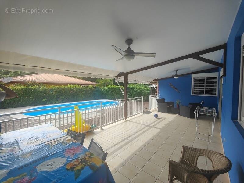 Maison à REMIRE-MONTJOLY