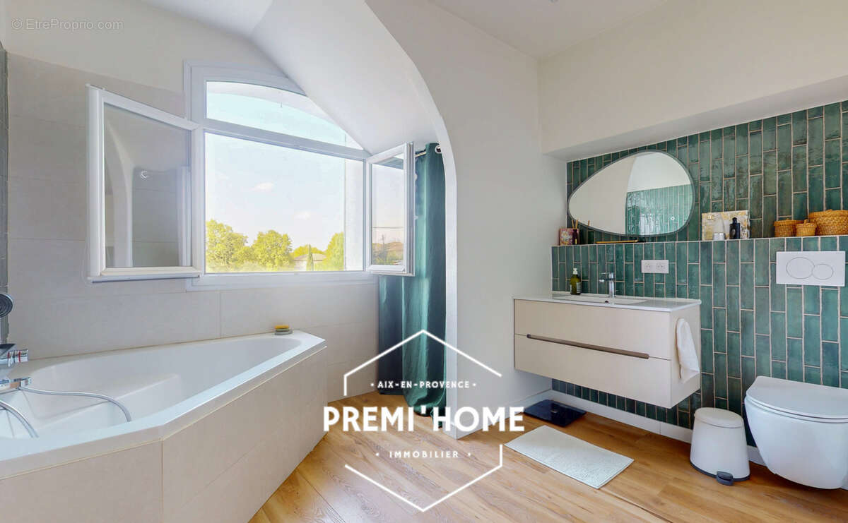 Appartement à ARLES