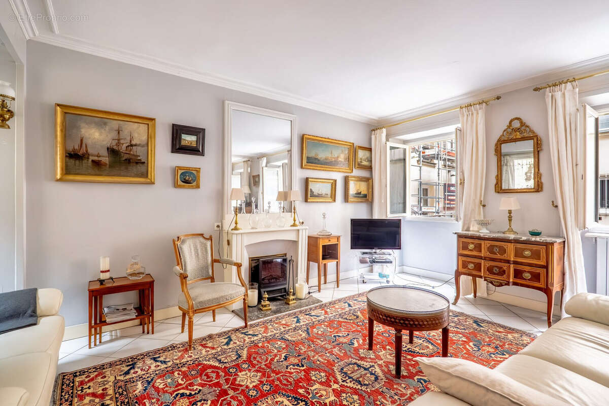 Appartement 61 m² à Paris-1e  - photo 6