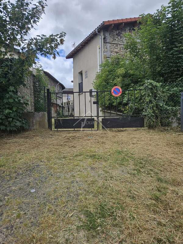 Maison à CHATELGUYON