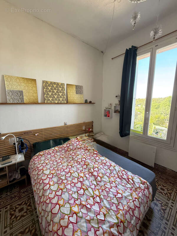 Appartement à LAURENS