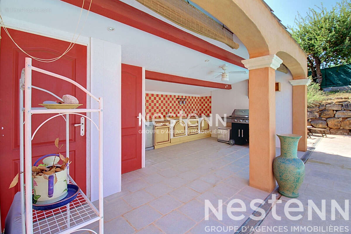 A VENDRE Maison Le Thoronet 6 pièce(s) 130 m2- Terrain 1026m2- Piscine- proche des commerces - photo 20
