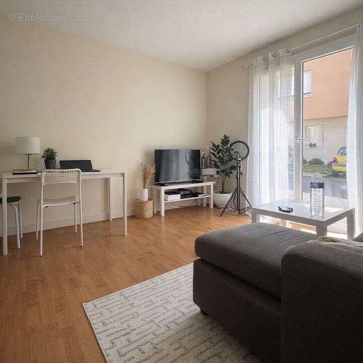 Appartement 29 m² à Etampes  - photo 12