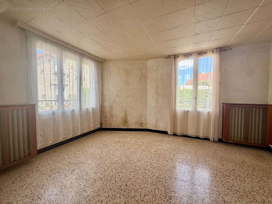 Maison 89 m² à Soissons  - photo 2