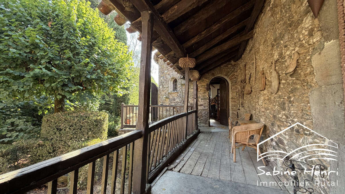 Maison 180 m² à Mirandol-Bourgnounac  - photo 2
