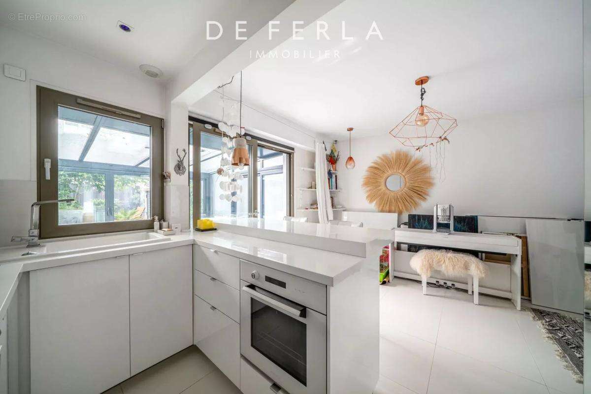 Appartement à PARIS-5E