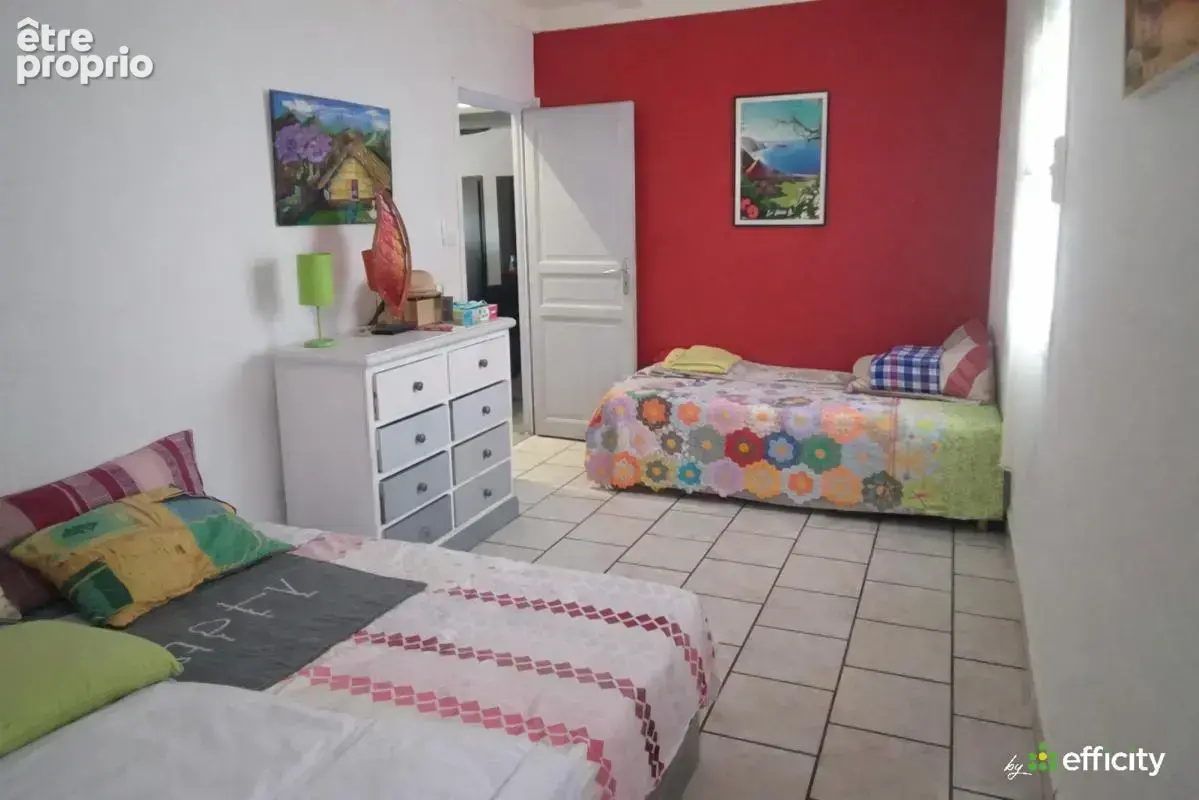 Appartement 9 pièces 270 m² à vendre à Saint-Pierre (97432) - photo 11