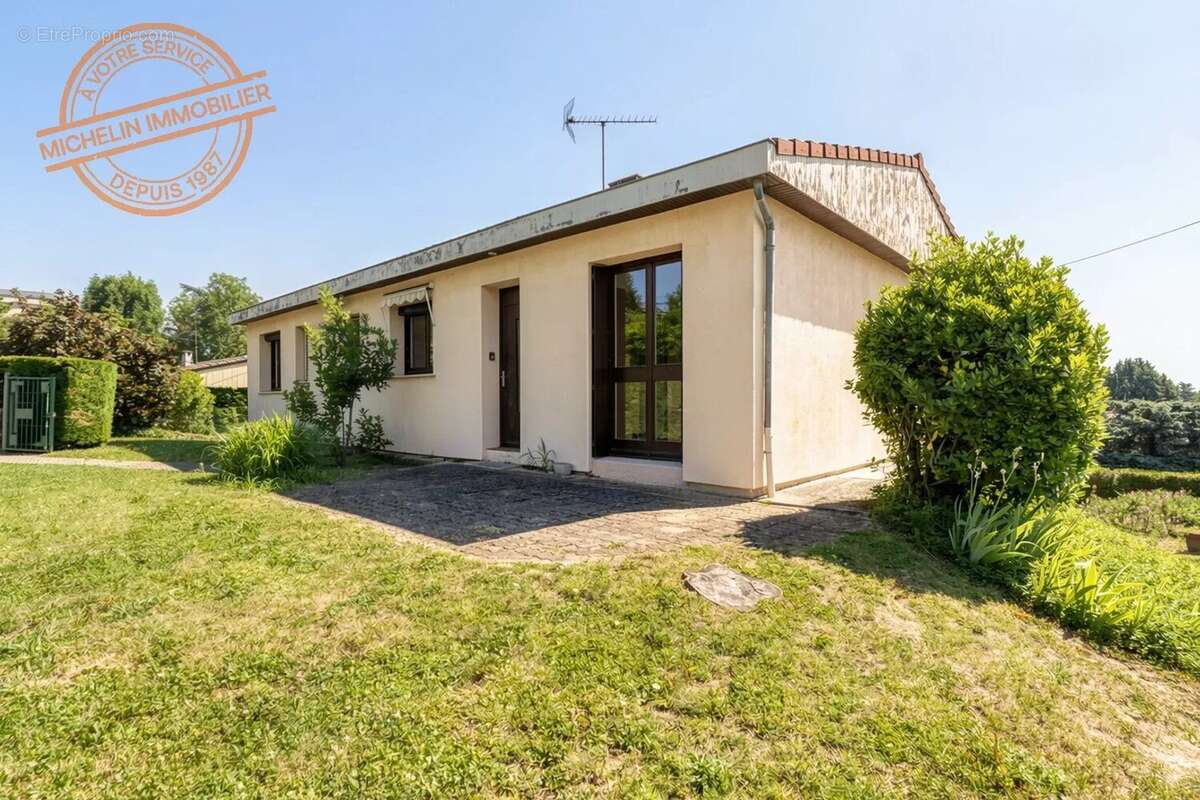 Maison à CHAMPAGNE-AU-MONT-D'OR
