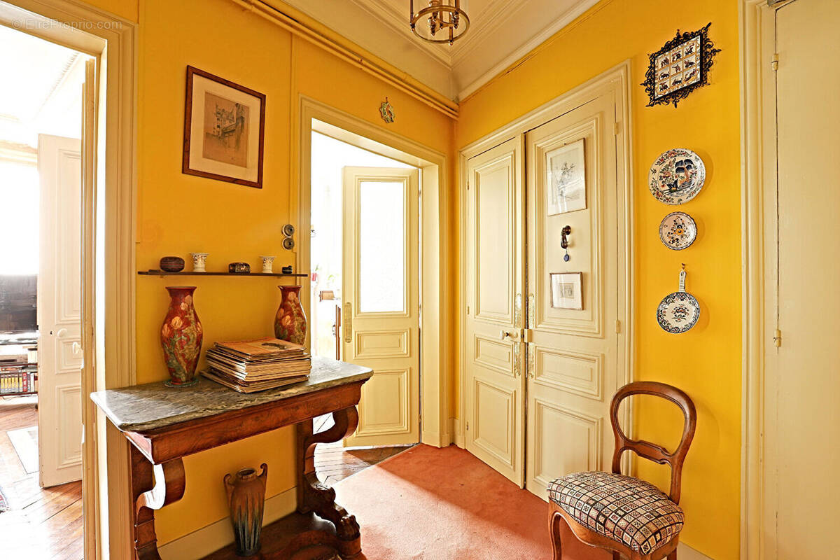 Appartement à PARIS-5E