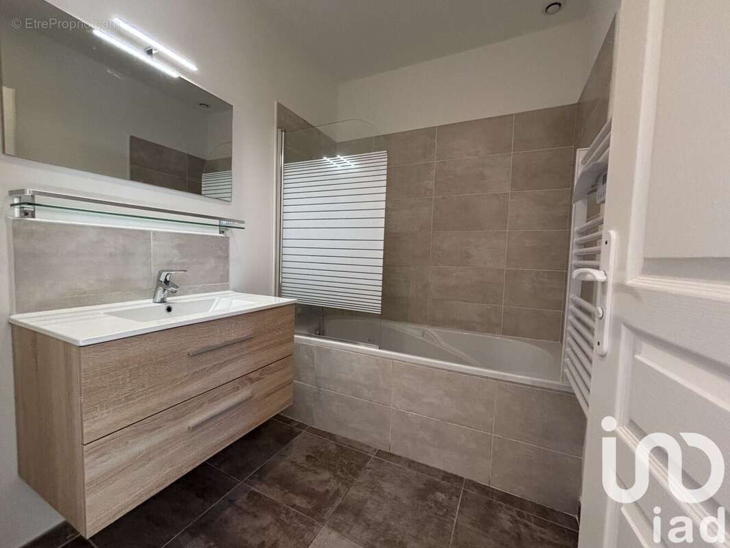 Photo 8 - Appartement à LE TEIL