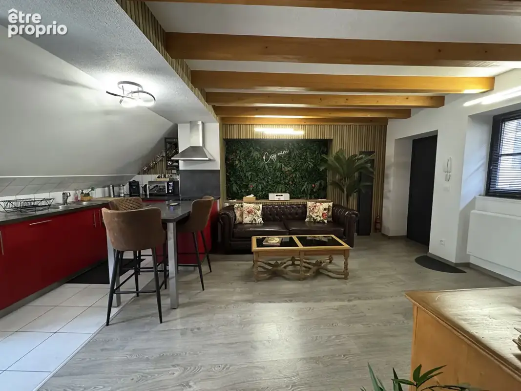 Appartement entièrement meublé au centre-ville de DOLE - photo 2