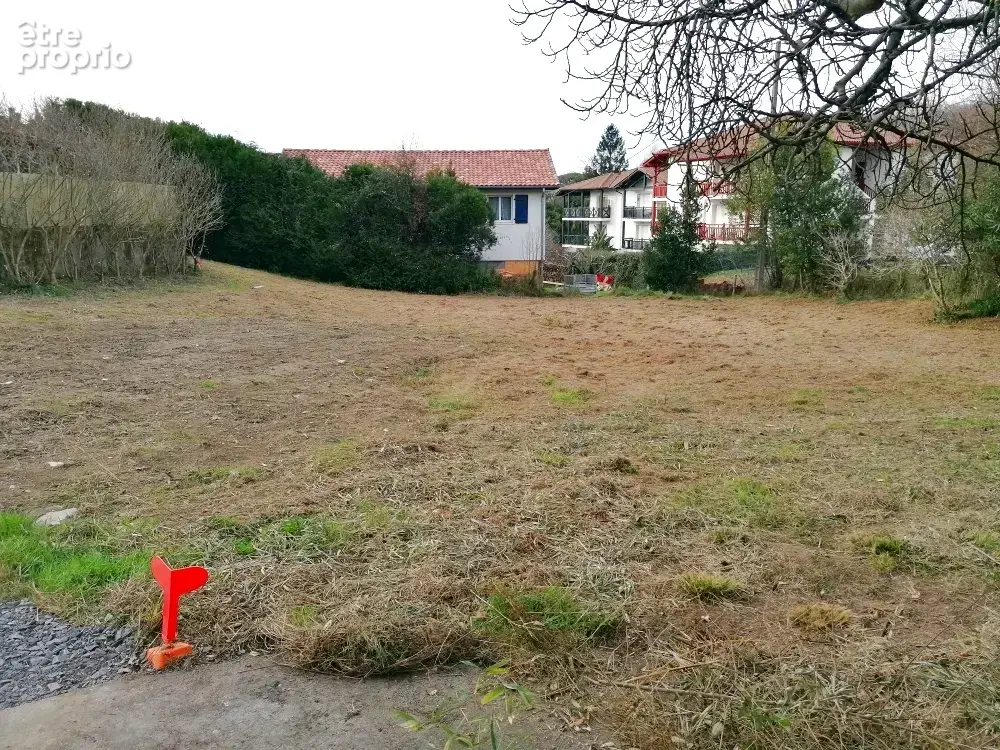 Terrain à HENDAYE