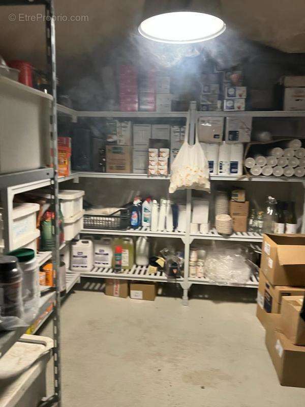 Commerce à PARIS-11E